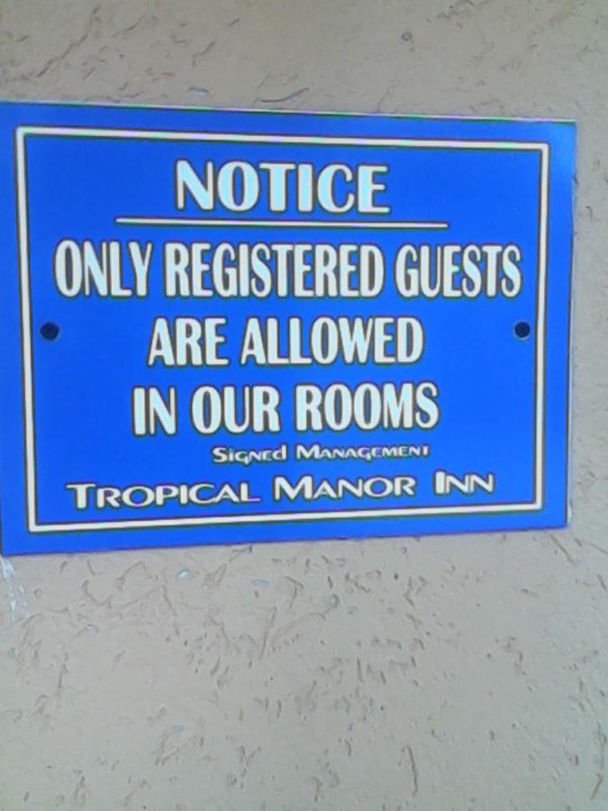 Tropical Manor Inn Half-Way-Tree Kingston Bagian luar foto
